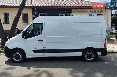 Вантажний фургон Renault Master 2013 в Полтаві