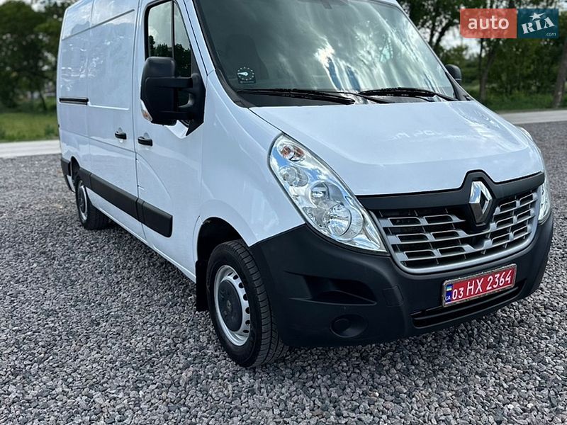 Вантажний фургон Renault Master 2019 в Львові