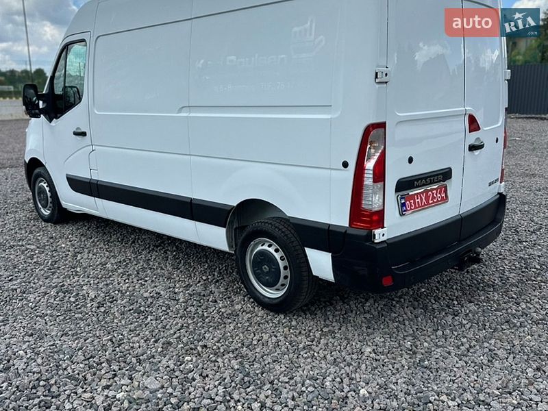 Вантажний фургон Renault Master 2019 в Львові