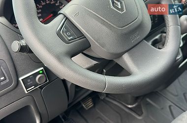 Вантажний фургон Renault Master 2019 в Львові