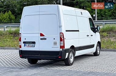 Вантажний фургон Renault Master 2022 в Рівному