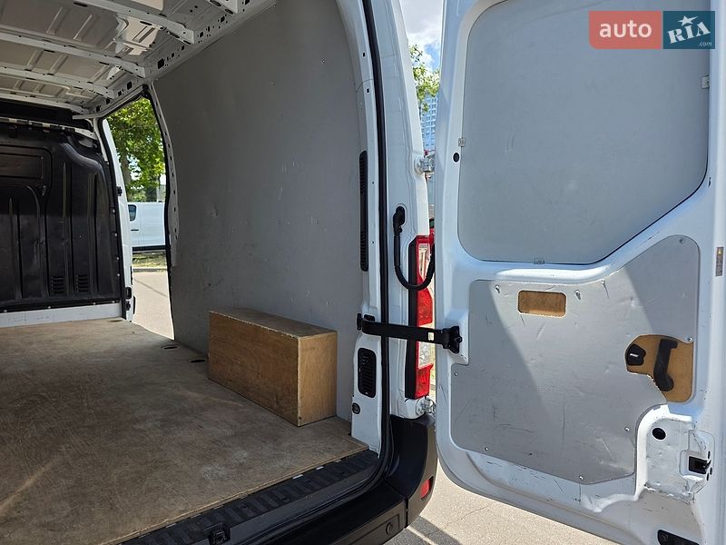 Грузовой фургон Renault Master 2019 в Одессе
