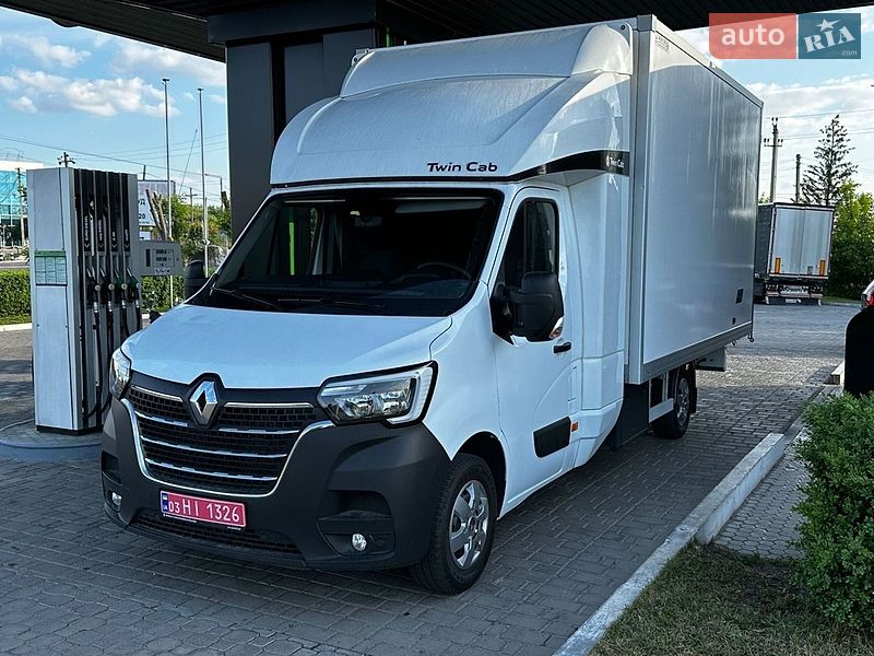 Renault Master 2023