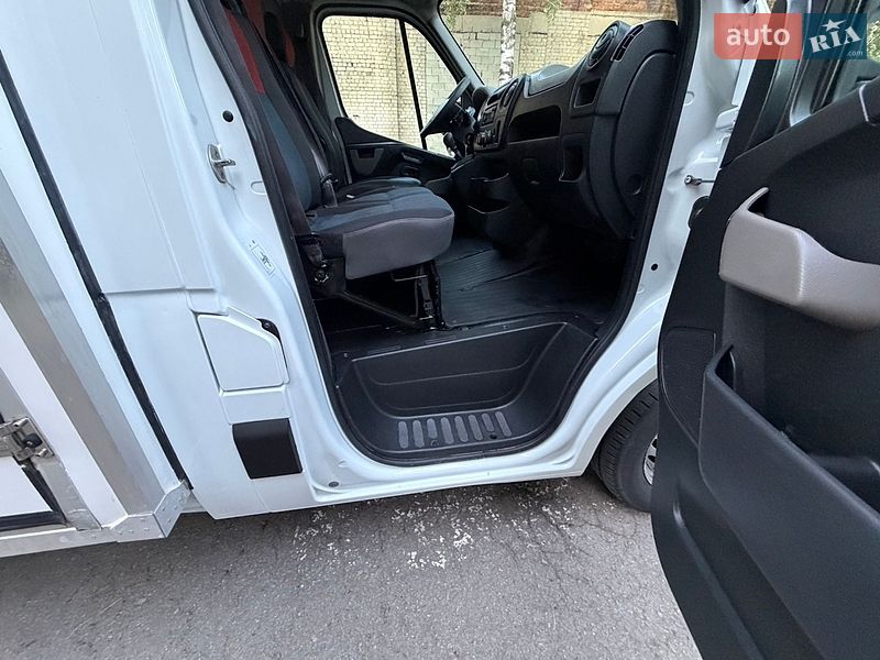 Рефрижератор Renault Master 2016 в Ровно