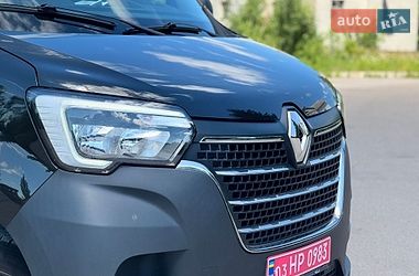 Вантажний фургон Renault Master 2021 в Рівному
