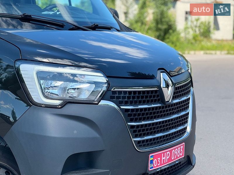 Вантажний фургон Renault Master 2021 в Рівному