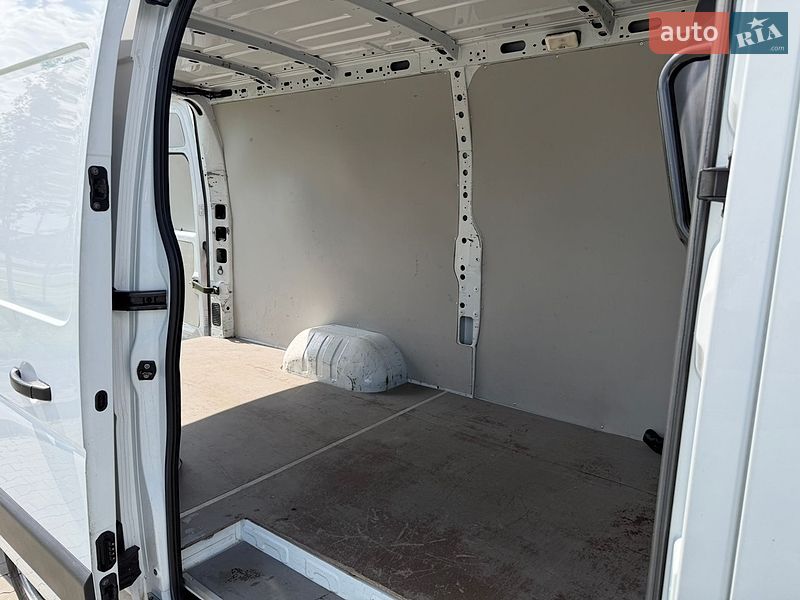 Микроавтобус грузовой (до 3,5т) Renault Master 2022 в Буче