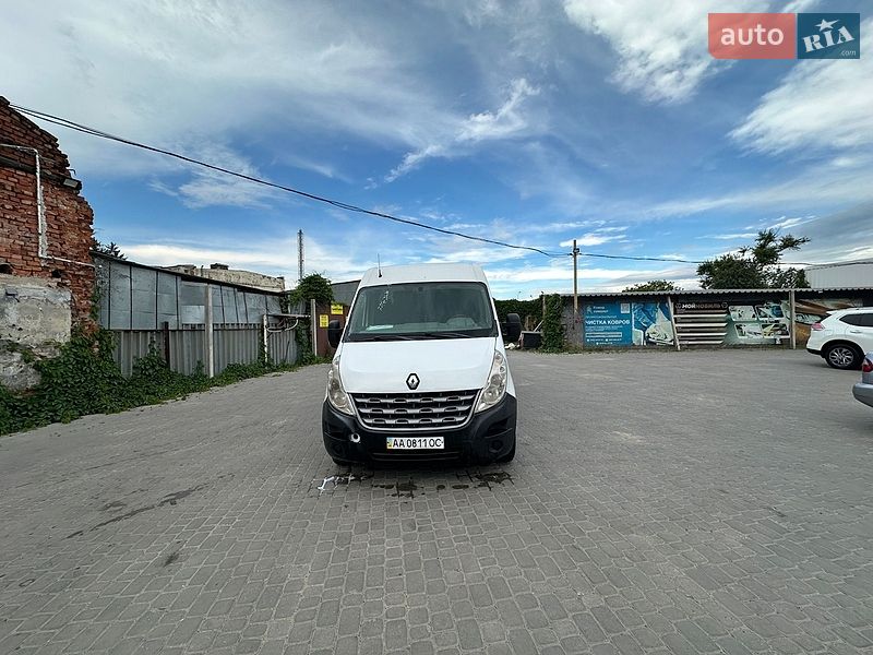Вантажний фургон Renault Master 2011 в Харкові