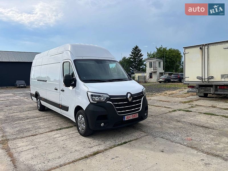 Грузовой фургон Renault Master 2022 в Владимире