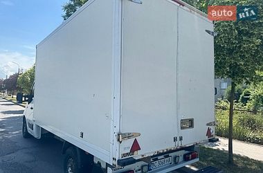 Вантажний фургон Renault Master 2015 в Львові