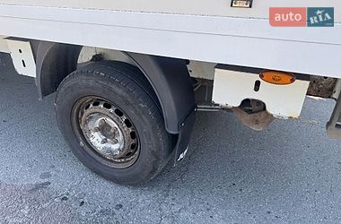 Вантажний фургон Renault Master 2015 в Львові