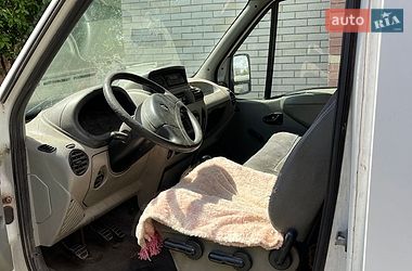 Вантажний фургон Renault Master 2002 в Сумах