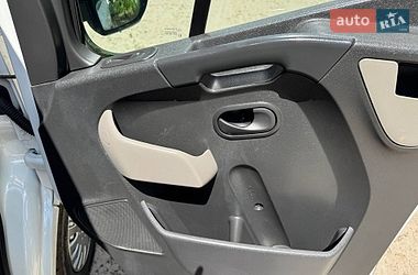 Вантажний фургон Renault Master 2015 в Полтаві фото 46 Вантажний фургон Renault Master 2015 в Полтаві