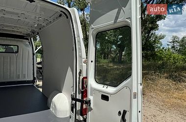 Вантажний фургон Renault Master 2015 в Полтаві фото 59 Вантажний фургон Renault Master 2015 в Полтаві