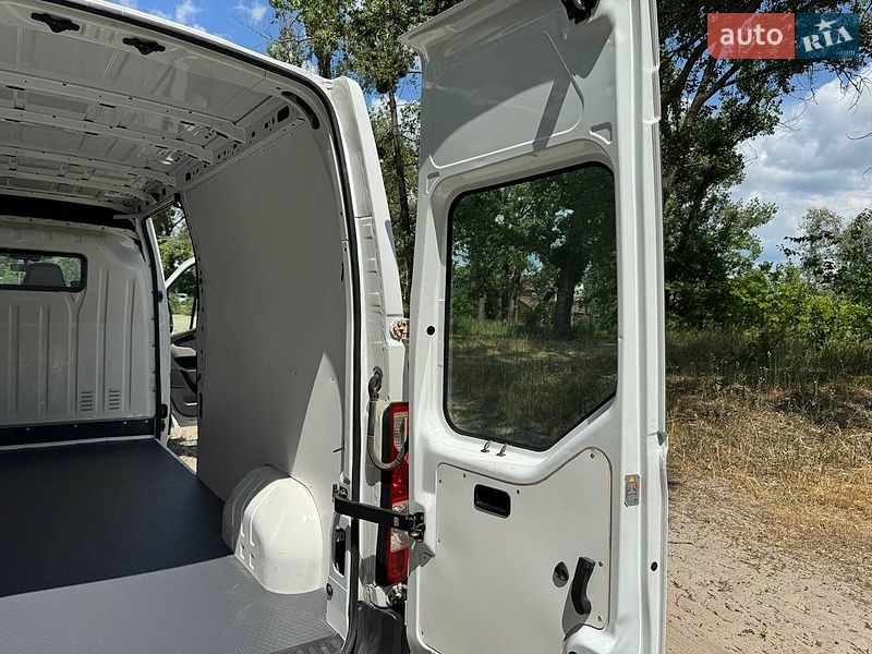 Вантажний фургон Renault Master 2015 в Полтаві фото 59 Вантажний фургон Renault Master 2015 в Полтаві