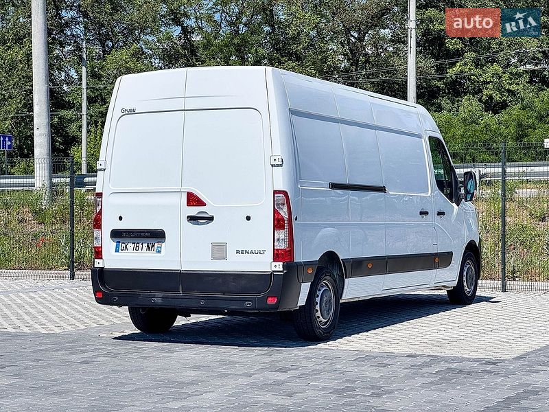 Вантажний фургон Renault Master 2022 в Рівному