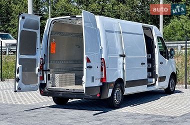 Вантажний фургон Renault Master 2022 в Рівному