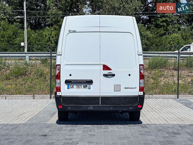 Вантажний фургон Renault Master 2022 в Рівному