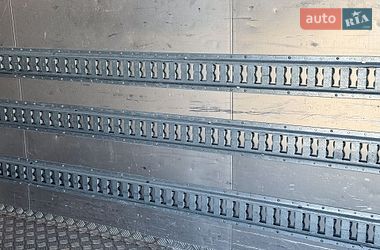 Вантажний фургон Renault Master 2022 в Рівному