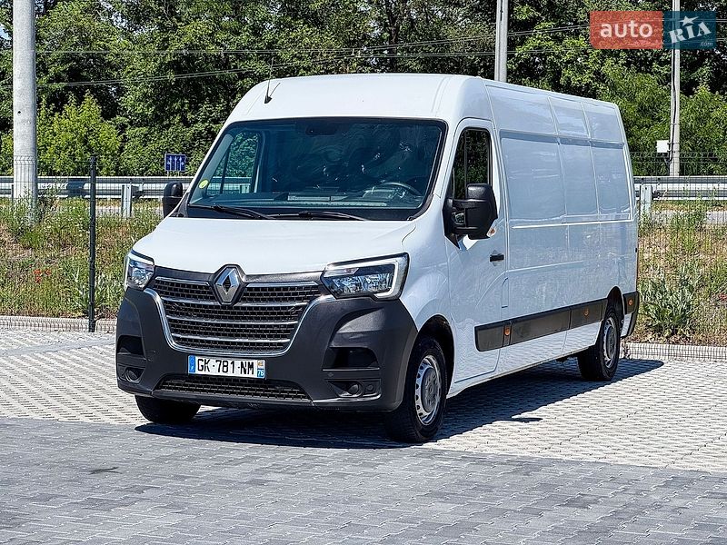 Вантажний фургон Renault Master 2022 в Рівному
