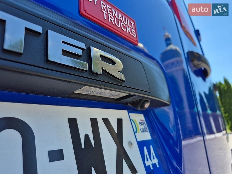 Грузовой фургон Renault Master 2022 в Дубно