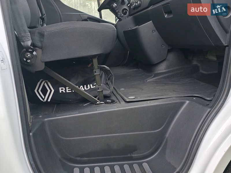 Вантажний фургон Renault Master 2024 в Ніжині
