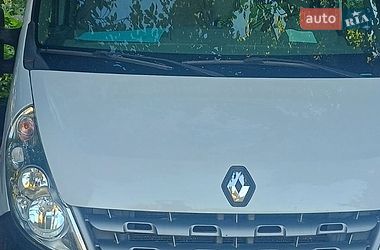 Вантажний фургон Renault Master 2014 в Чернігові