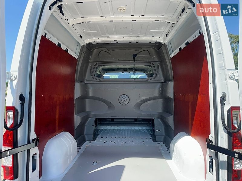 Грузопассажирский фургон Renault Master 2018 в Дубно