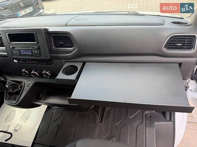 Вантажний фургон Renault Master 2021 в Вінниці