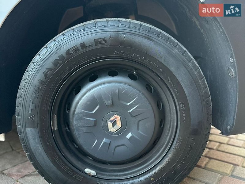 Вантажний фургон Renault Master 2022 в Калуші