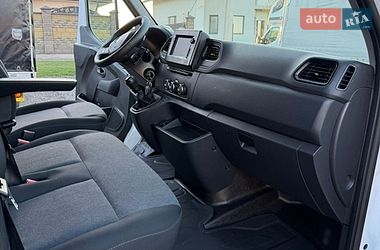 Вантажний фургон Renault Master 2022 в Ковелі