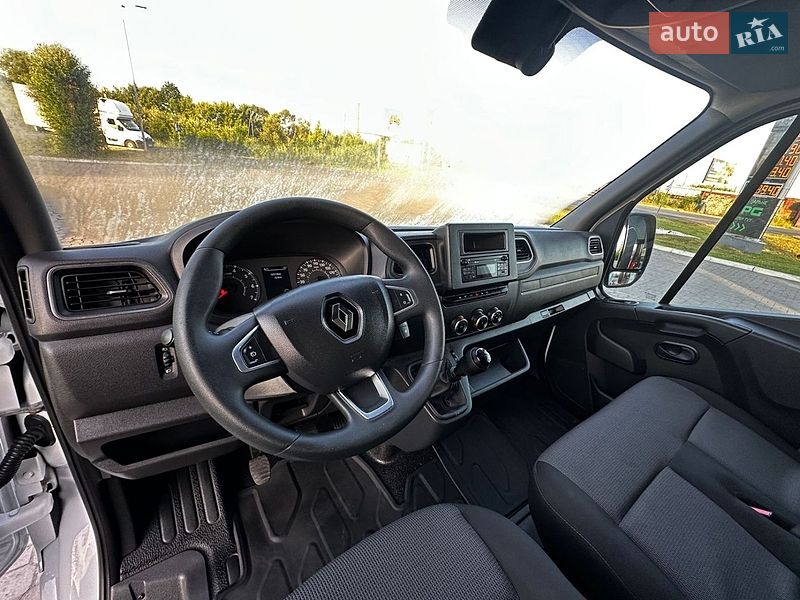 Вантажопасажирський фургон Renault Master 2024 в Ковелі