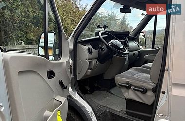 Грузовой фургон Renault Master 2006 в Рава-Русской