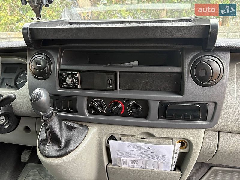 Грузовой фургон Renault Master 2006 в Рава-Русской