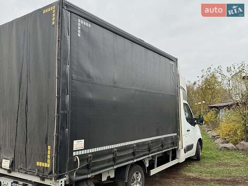 Грузовой фургон Renault Master 2016 в Бахмаче