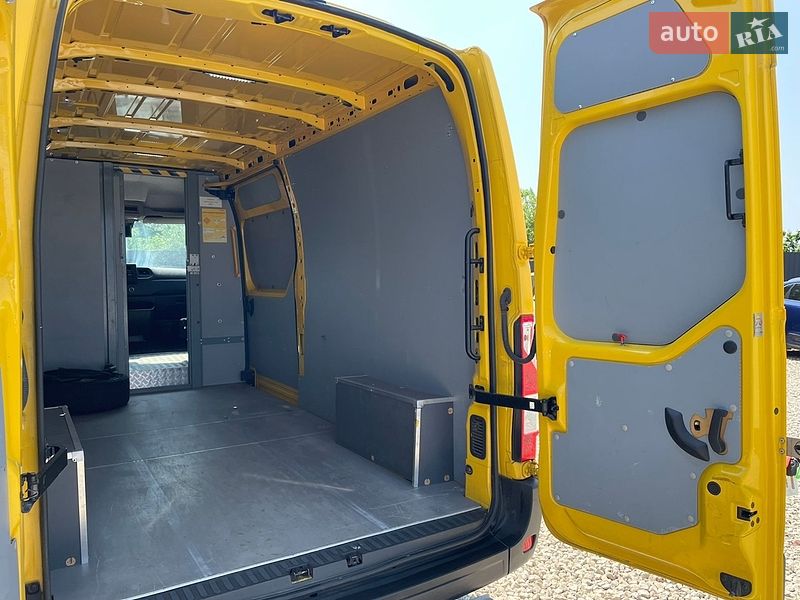 Мікроавтобус вантажний (до 3,5т) Renault Master 2021 в Львові