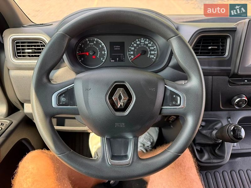 Вантажний фургон Renault Master 2022 в Луцьку