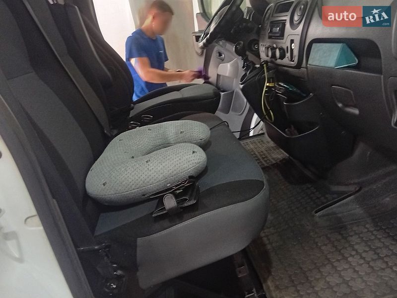 Микроавтобус Renault Master 2015 в Кривом Роге