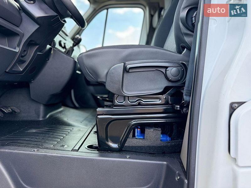 Грузовой фургон Renault Master 2021 в Киеве