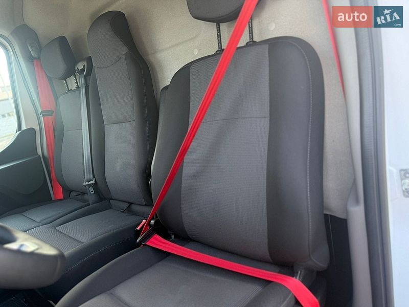 Грузовой фургон Renault Master 2022 в Днепре