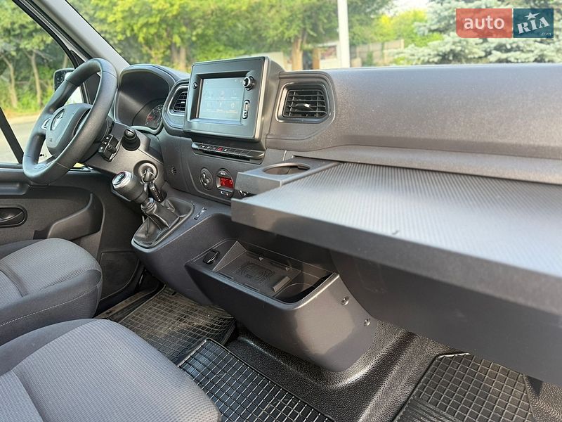 Грузовой фургон Renault Master 2022 в Днепре