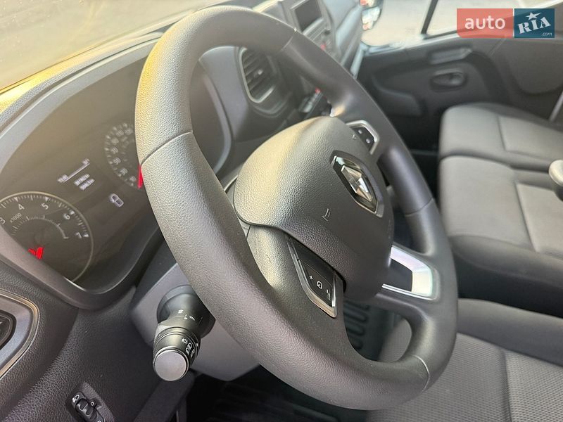 Грузовой фургон Renault Master 2021 в Луцке