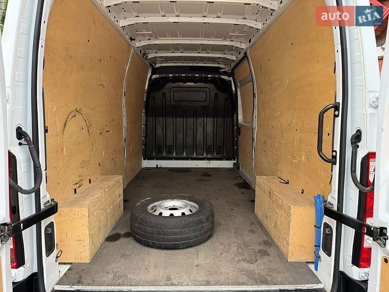 Грузовой фургон Renault Master 2021 в Броварах