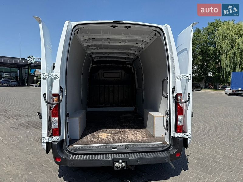 Грузовой фургон Renault Master 2023 в Луцке
