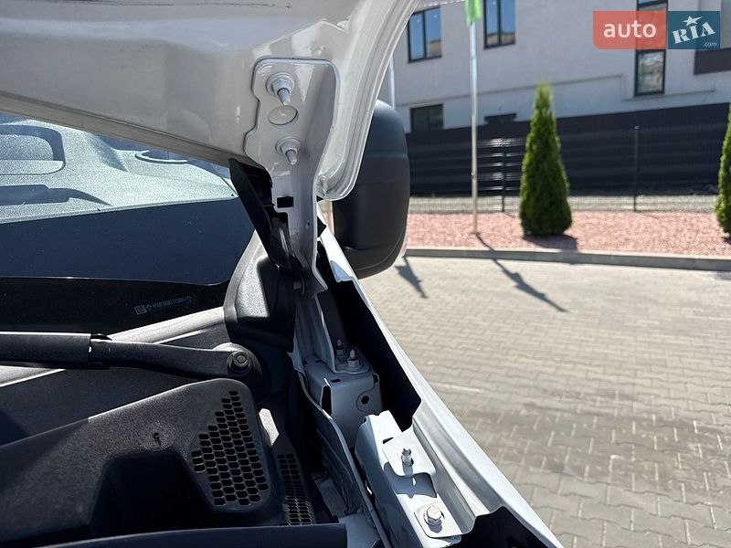 Грузовой фургон Renault Master 2023 в Луцке