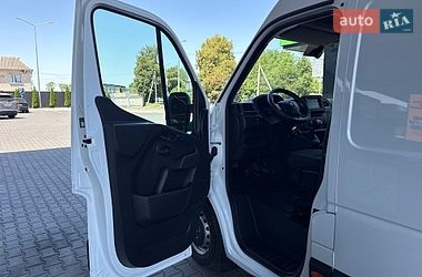Грузовой фургон Renault Master 2023 в Луцке