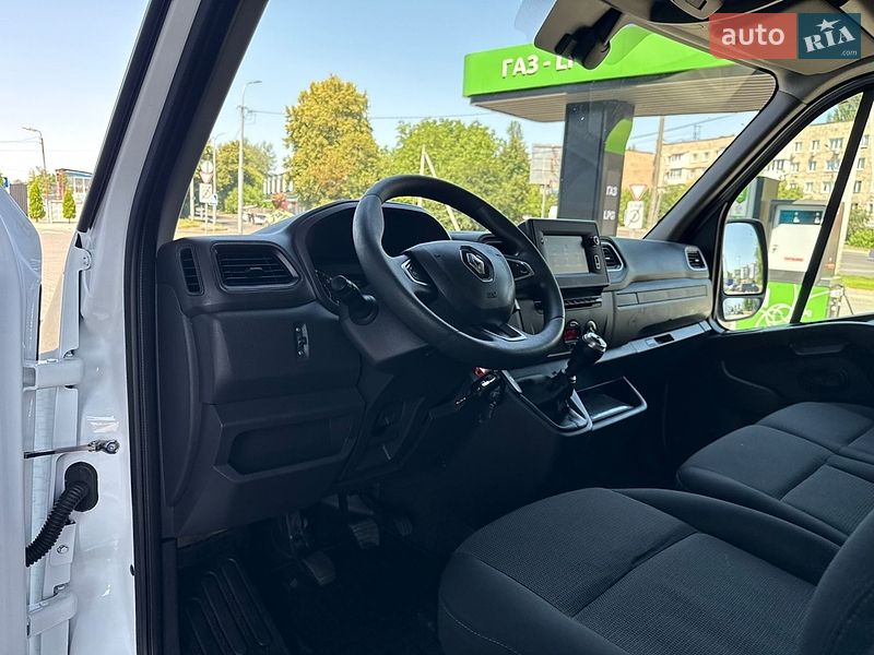 Грузовой фургон Renault Master 2023 в Луцке