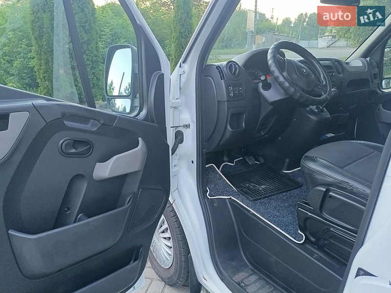 Універсал Renault Master 2017 в Прилуках