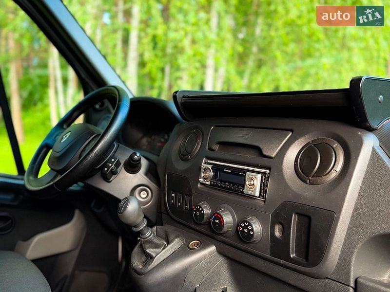 Тентованый Renault Master 2018 в Киеве