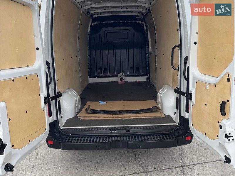 Грузовой фургон Renault Master 2020 в Киеве